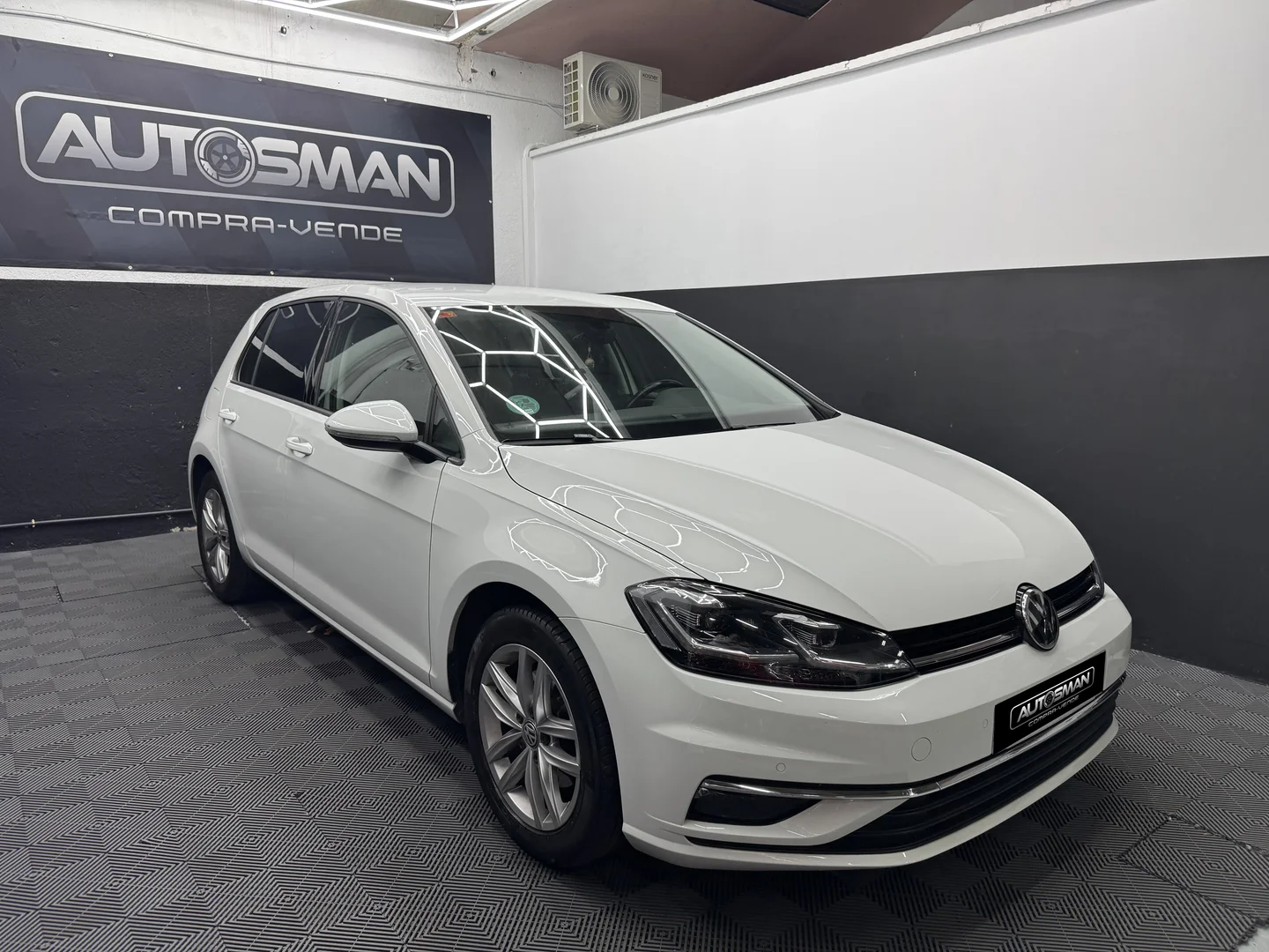 VOLKSWAGEN Golf Advance 1.5 TSI EVO DSG 2018 Gasolina Blanco - Motor